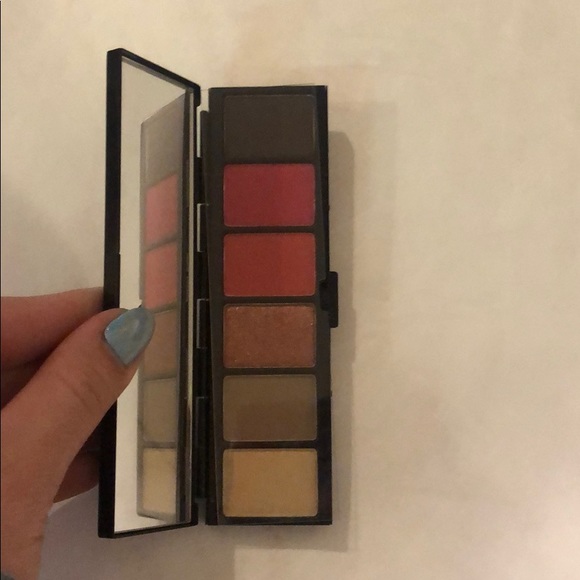 Mac eyeshadow - Picture 2 of 5